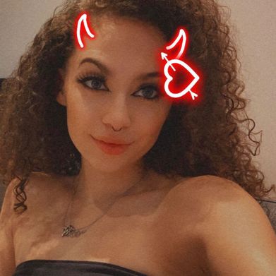 Athena🖤 (athena.love) OnlyFans Profile Image