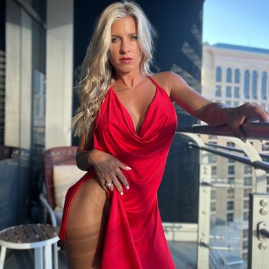 💋-SEXY FAST-🏁 Added Photo on 2024-11-22