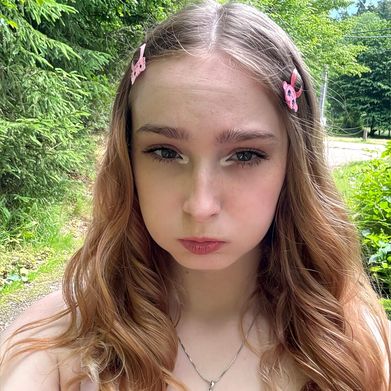 Amálka 🎀 (amalka_145cm) Profile Photo Added 2025-07-25