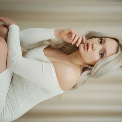 Lil Miss Liv 🍭 (livbri) Header Photo Added 2025-11-24