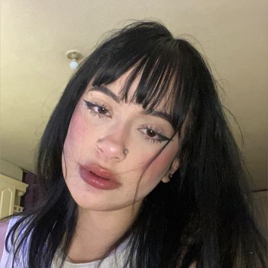 Alexandra Jimenez (alexazazza) Profile Photo Added 2025-03-04