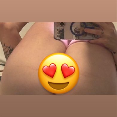 annie 💞 (annieella) Header Photo Added 2025-09-25