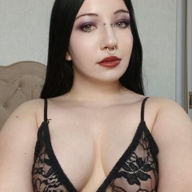 Alice Lune🌒 (aliceluneee) Profile Photo Added 2024-12-20