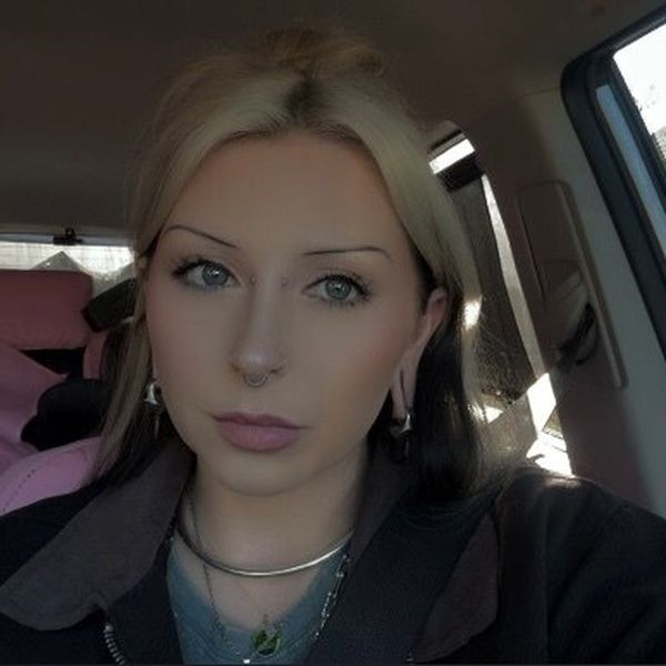 velvetthron.e (velvetthron.e) OnlyFans profile photo