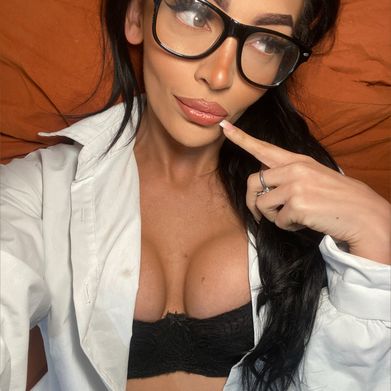 Jessica Jewels (jessjewels) Profile Photo Added 2025-02-19