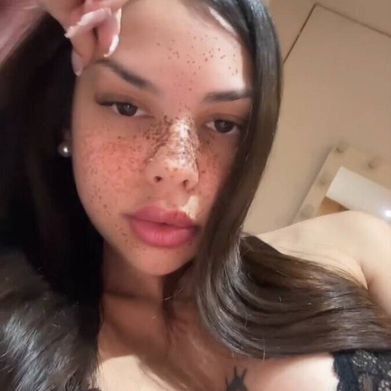 Valentina Belve (free page) (valenblv) OnlyFans Profile Image