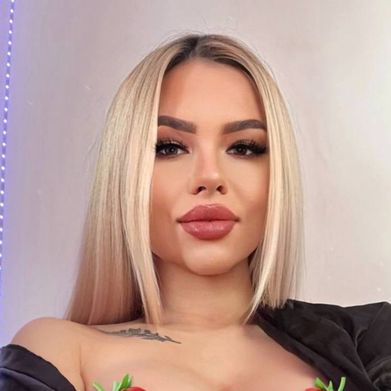 Yulia (fitnesssqueenn) Profile Photo Added 2024-09-03