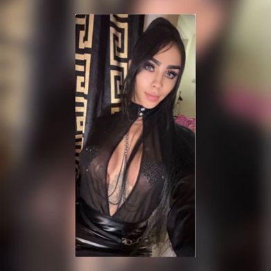 Caroliina_69_ Added Photo on 2025-01-06