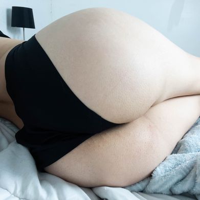 Veggie ASMR (veggieasmr) Header Photo Added 2024-08-22