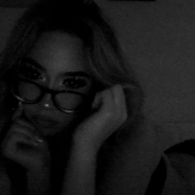 britney💋 (britneyxlor) Header Photo Added 2025-08-21