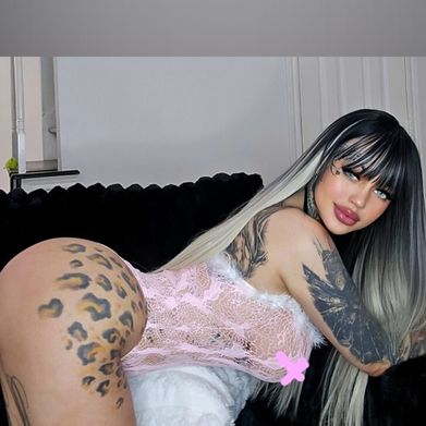 Mircia Doll🖤 (mircia_doll) Header Photo Added 2025-04-22