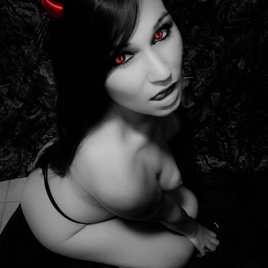 Dixie Devil (dixiedevil2023) Header Photo Added 2024-10-15