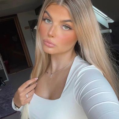 favblondieh (favblondieh) OnlyFans Profile Image