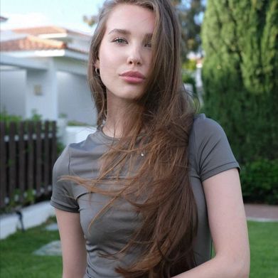 LINA WAVE (lina_art) Profile Photo Added 2025-02-22