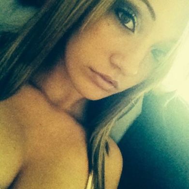 Brinley 💋🍒 (brinley_babe) Profile Photo Added 2025-07-15