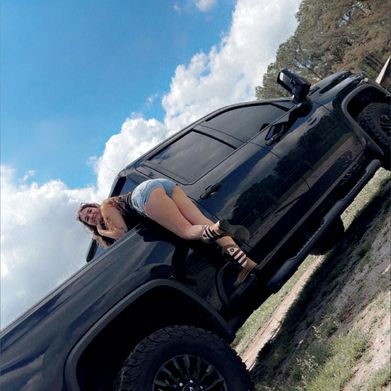 OnlyFans Model Serena (serenaandjustin) Profile Image