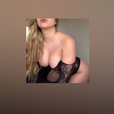 ZaraBlaze_ (blazeeezara) Header Photo Added 2025-09-30