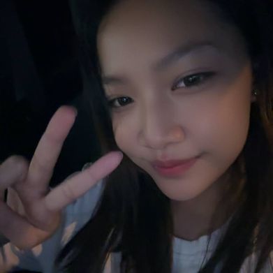 Ember Lee 🐰 (cutelilember) Profile Photo Added 2025-07-15