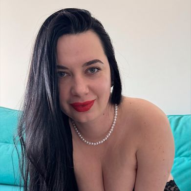 Nola Sinclair (nolasinclaire) OnlyFans Profile Image