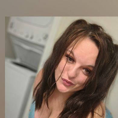 Pumpkin Gray (curvybratbabe71) Header Photo Added 2025-08-21