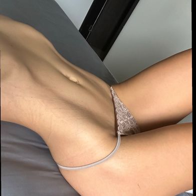 La bebe (inkdbebe) Header Photo Added 2024-08-17