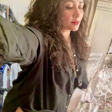 Honeybee Profile Photo