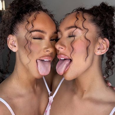 Yourtwinnies (yourtwinss) Profile Photo Added 2025-01-23