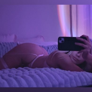 Indiie (indiiesfans) Header Photo Added 2025-08-18