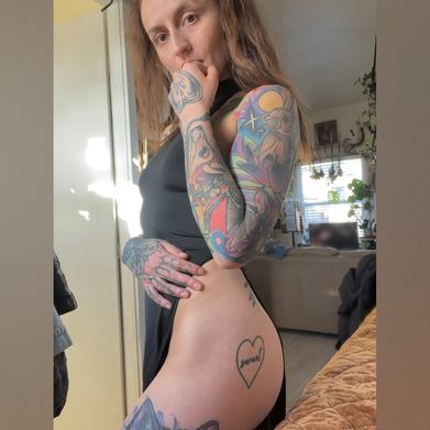 OnlyFans Model Rae 🖤🦇 (inkedemogirl) Profile Image