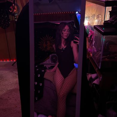 Trixxie (spicychickenbq) Profile Photo Added 2024-07-10