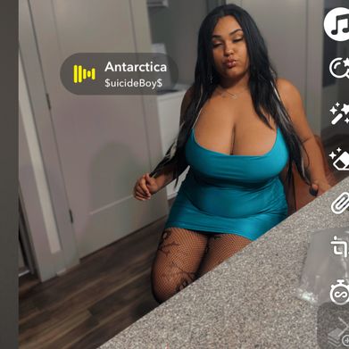 Alexiz life Huffman (alexizzmuffinn) Header Photo Added 2024-09-13