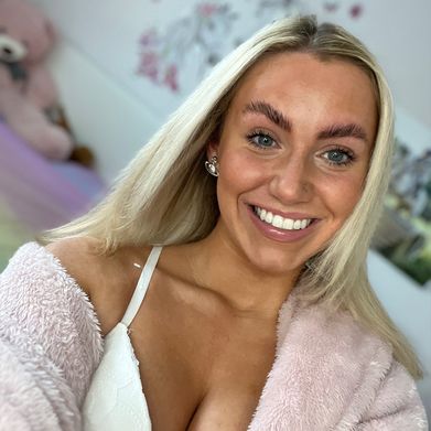 Juicy Lucy💗 Added Photo on 2025-01-23