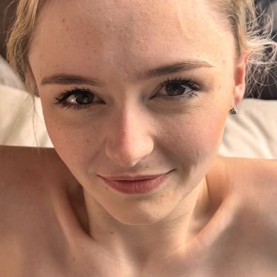 Rhian Marie (rhianmarie) Profile Photo Added 2025-03-29