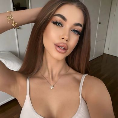 𝓐𝓻𝓲𝓪𝓷𝓪 🍭 (xarianawitchx) Profile Photo Added 2025-12-05