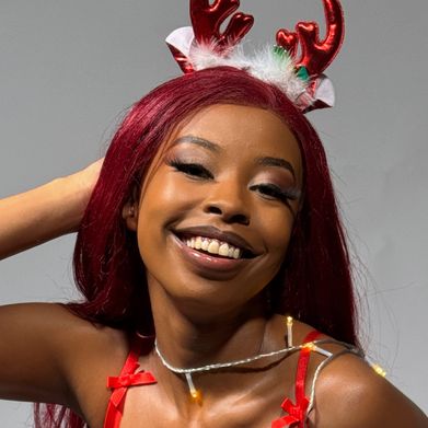 𝑷𝒆𝒕𝒊𝒕𝒆 𝑬𝒃𝒐𝒏𝒚 𝑵𝒂𝒐𝒎𝒊🤎 Added Photo on 2024-12-10