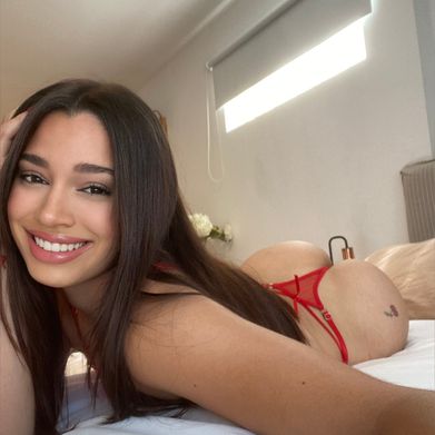 🌶️ VeronicaTheSpanishTemptation (veronica-official) Header Photo Added 2025-02-13