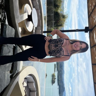 Kimberlis Leon (kimberlisleon) Header Photo Added 2025-08-30