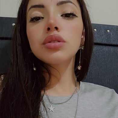 cammy holmquist (angelsweeteyes) Profile Photo Added 2025-03-19