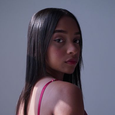 Destiny🍉🍫❣️ Added Photo on 2025-04-21