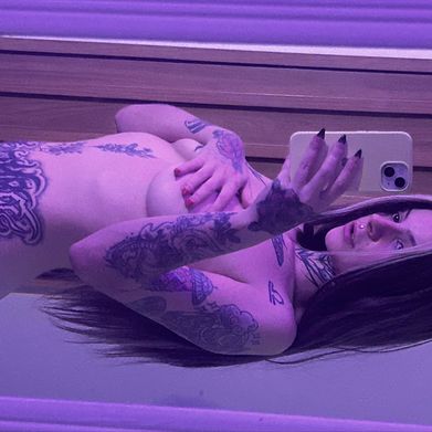 Angely Added Photo on 2025-08-01