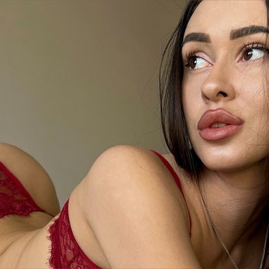 Monica Luv (monica.luv) Header Photo Added 2025-11-20