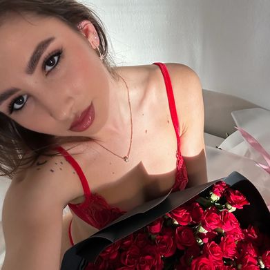 Sophie (sophie_sweettt) Profile Photo Added 2025-06-30