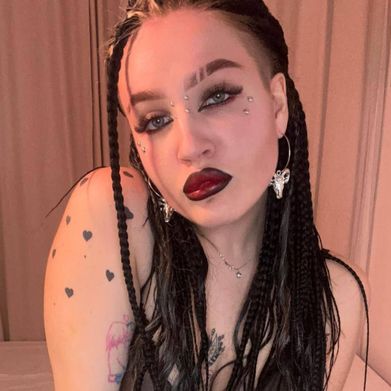 OnlyFans Model Roxie Hill♥︎ (roxiiehart) Profile Image