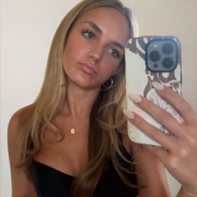 chloe!! (its-chloeee) Profile Image