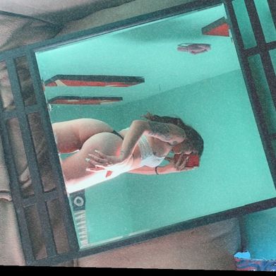 Mayra 🍃 (mayraisabel222) Header Photo Added 2024-09-14