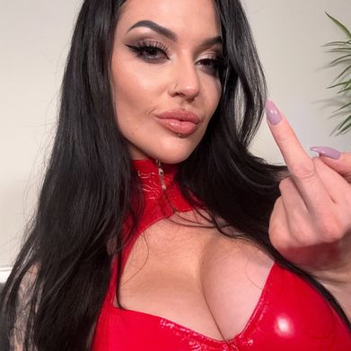 Goddess Xena (latexgoddessxena) Profile Photo Added 2025-09-16