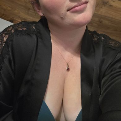 Olivia (time2bnaughti) Profile Photo Added 2025-08-18