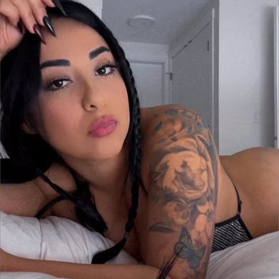 Selene (u492471702) Profile Photo Added 2025-06-02