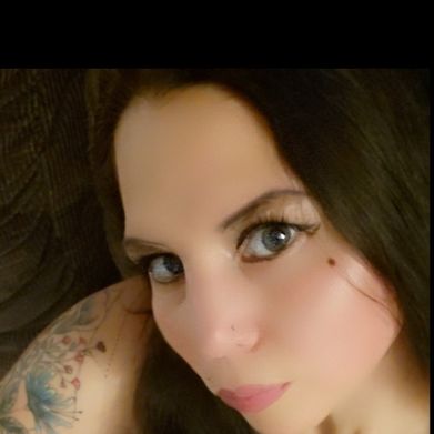 HotWife1982 (cutiewithbooty_82) Header Photo Added 2024-10-15