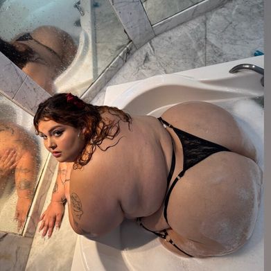 Cami Caramel Latina 🥰 (ssbbw_cami) Header Photo Added 2025-11-18